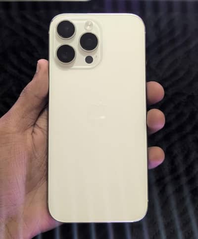 Apple iPhone 16 Pro Max