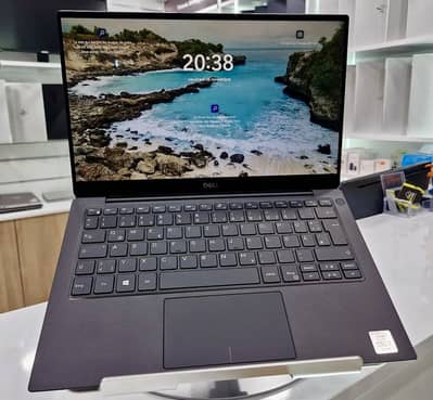 Dell XPS 13 7390 i7 10th gen 4k Touch (16/512)