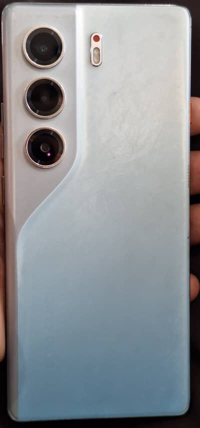 Tecno CAMON 40 Pro