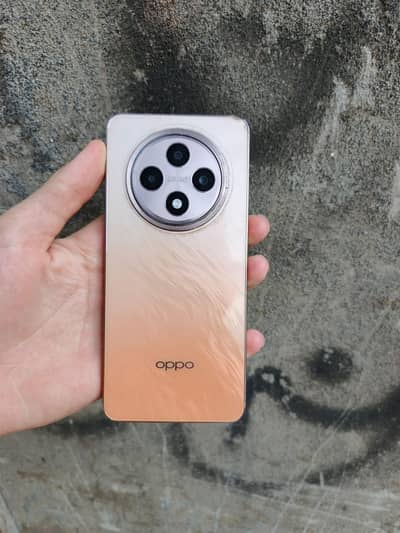 OPPO Reno12
