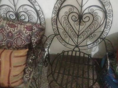 Iron/steel chairs 1 pair