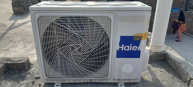 For sale Haier 1 ton inverter AC HSU 12HFC