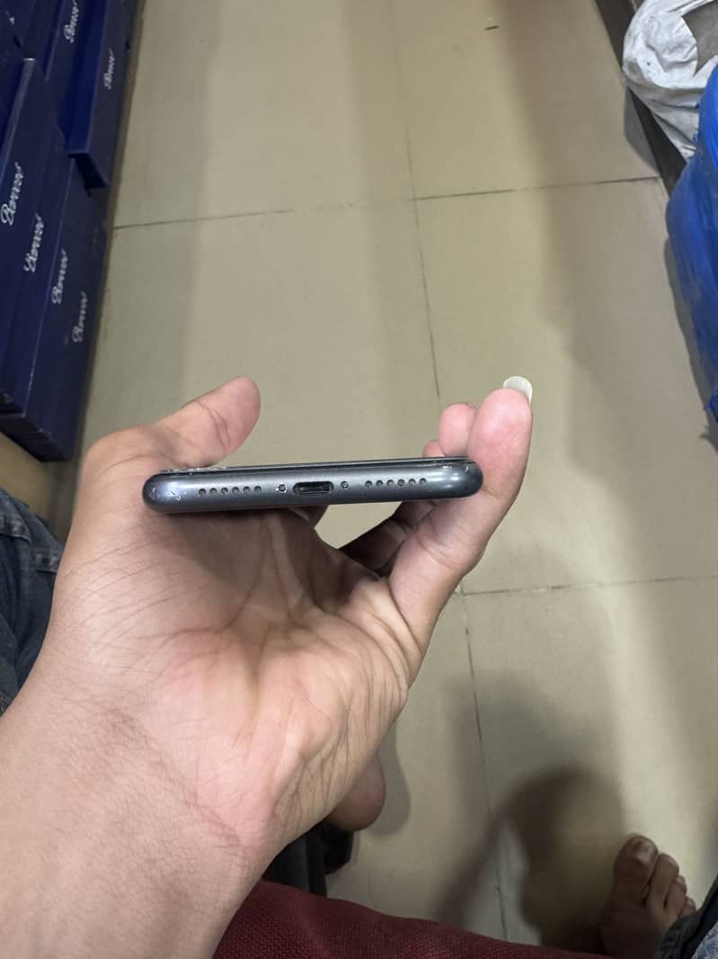 Apple iPhone 11 2