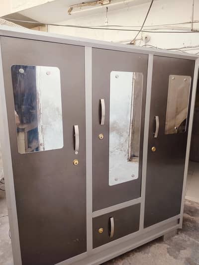 3 door cabinet