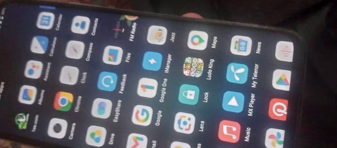 Vivo V21
