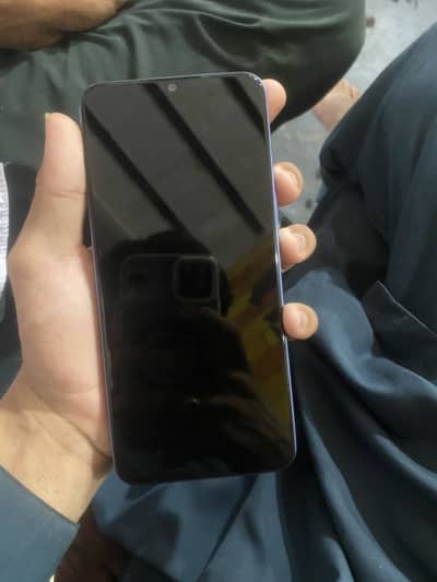 Vivo Y17s