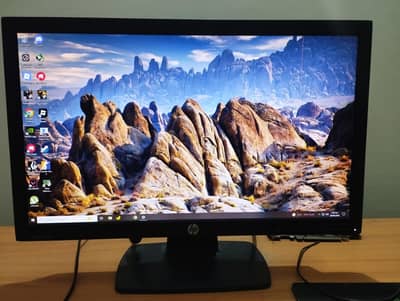 HP ProDisplay P221 LCD monitor