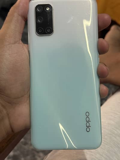 OPPO A52