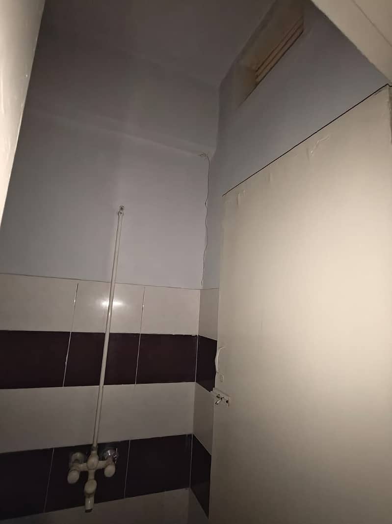 Flat For Sell 9