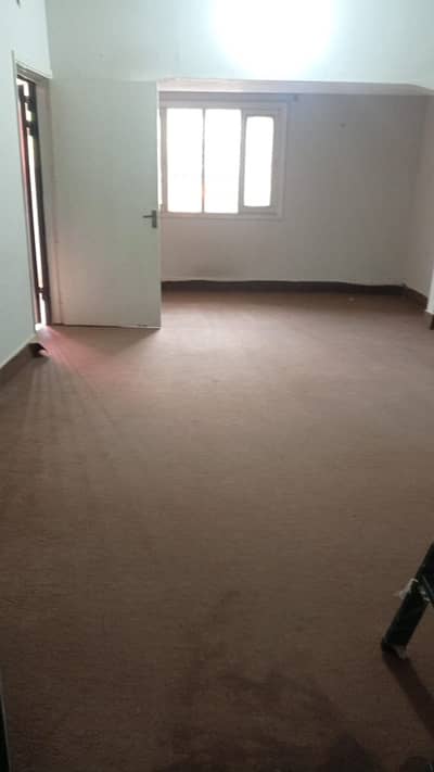 ONE ROOM SMALL OFFICE