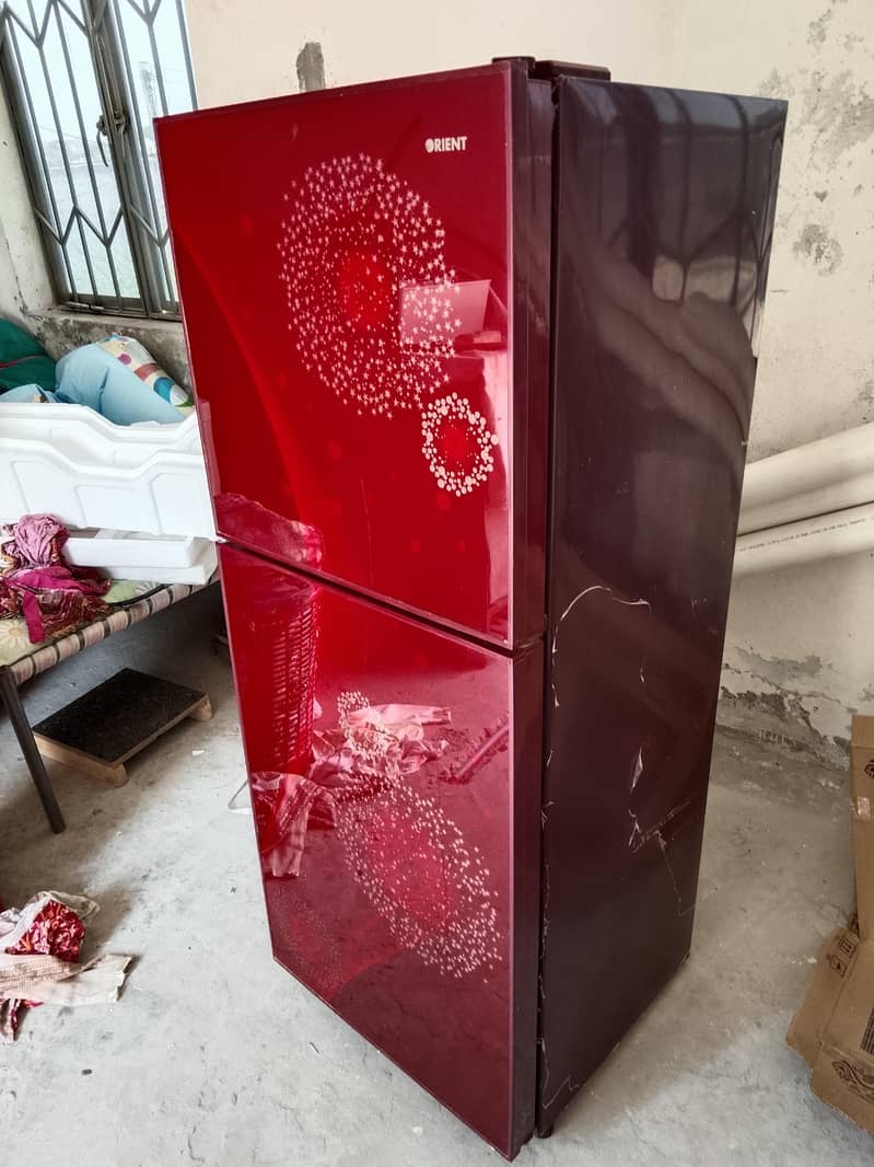 Orient fridge small size 1