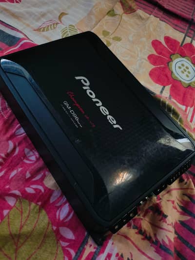 Pioneer GM-9605 5-Channel Car Amplifier class D technology heavy duty
