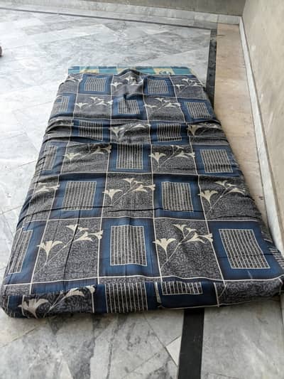 single mattress used in good condition
