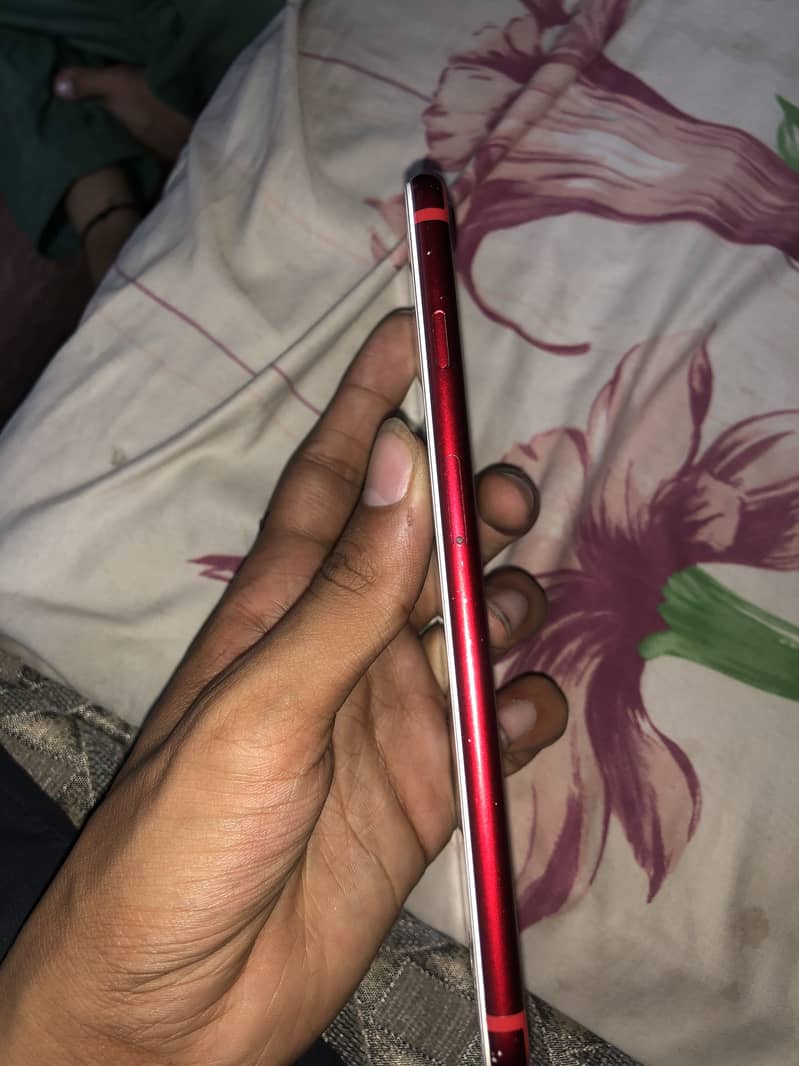 Apple iPhone 7 Plus 1