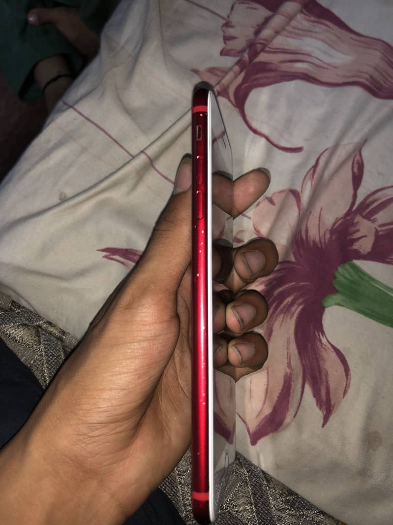Apple iPhone 7 Plus 5