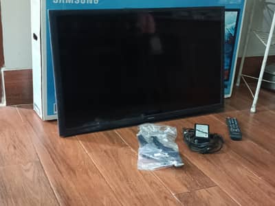 Samsung 32"  LED TV (K4000 Series) - Urgent Sale