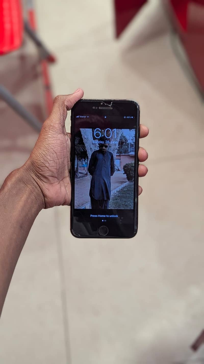 iPhone 7 Plus 8