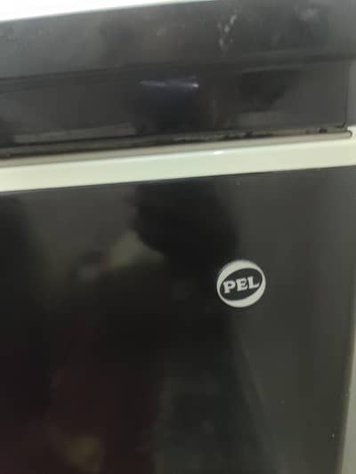 pel deep freezer in new condition