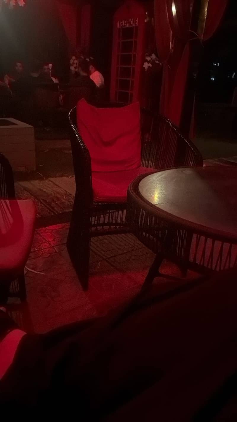 Waiter 0