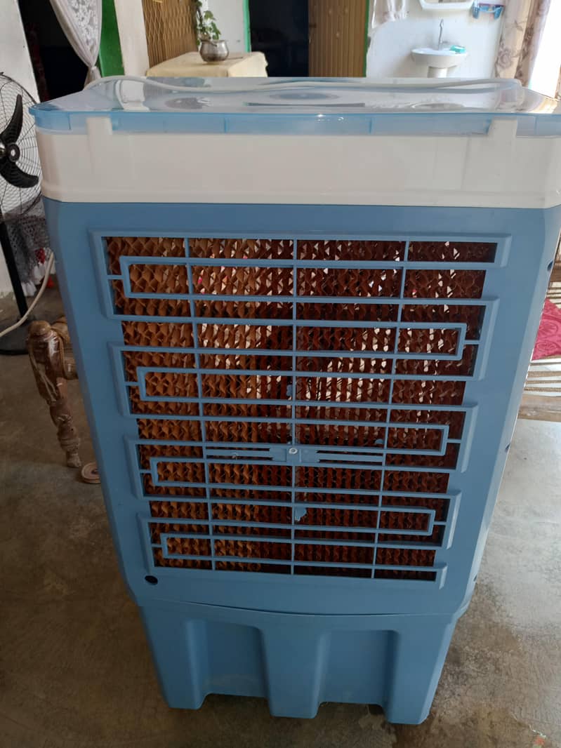 AC/DC COOLER. 4