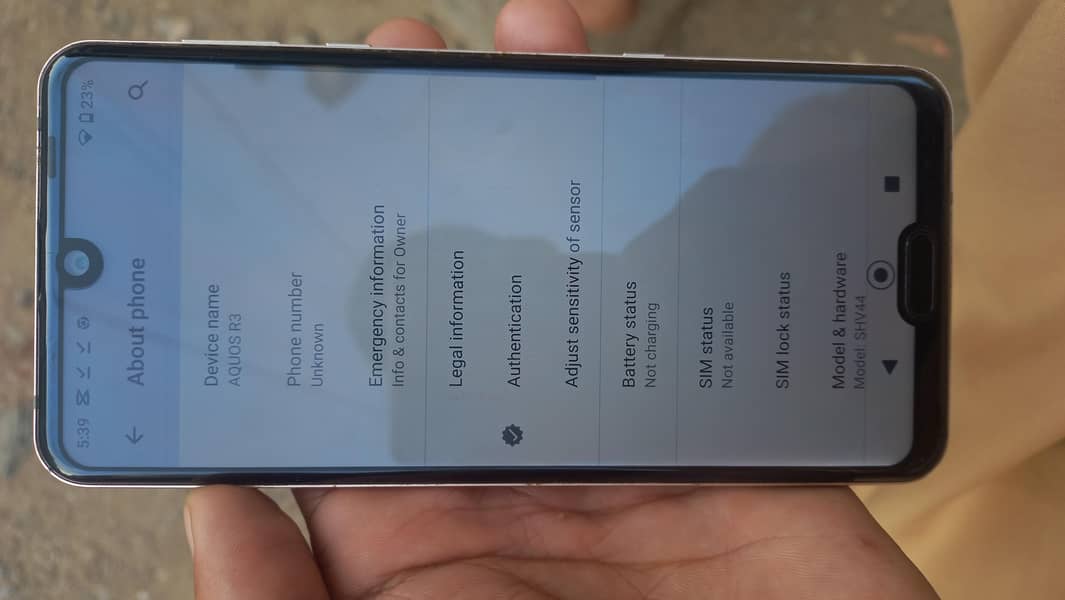 Sharp Aquos R3 1