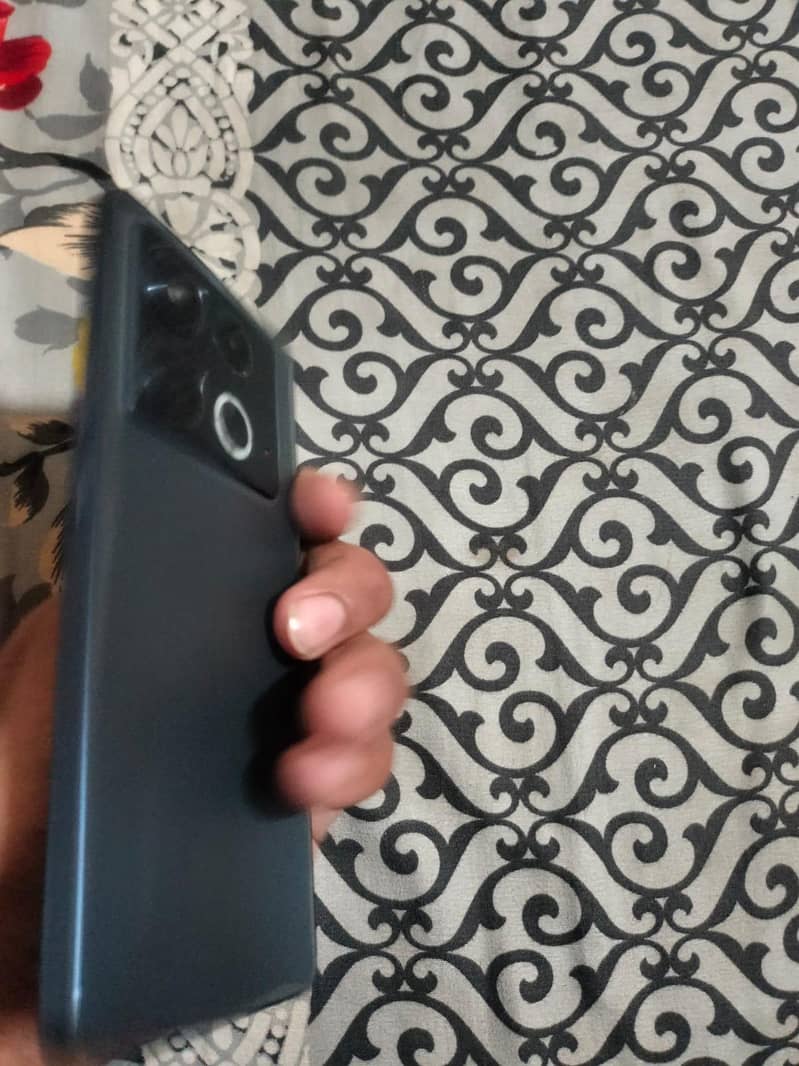 Infinix Note 40 4