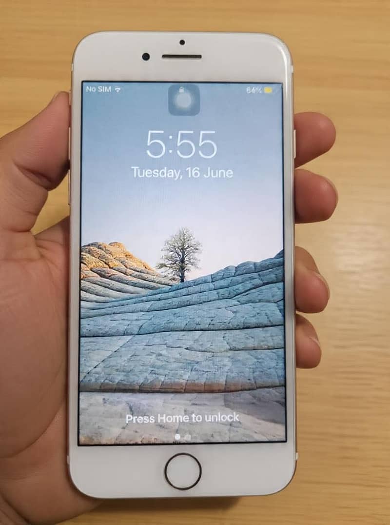 Apple iPhone 7 4