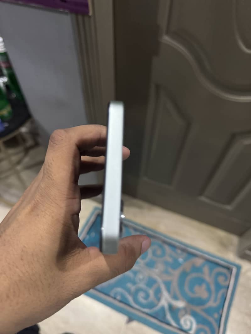 Realme Note 60x 4