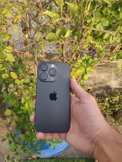 Apple iPhone 15 Pro