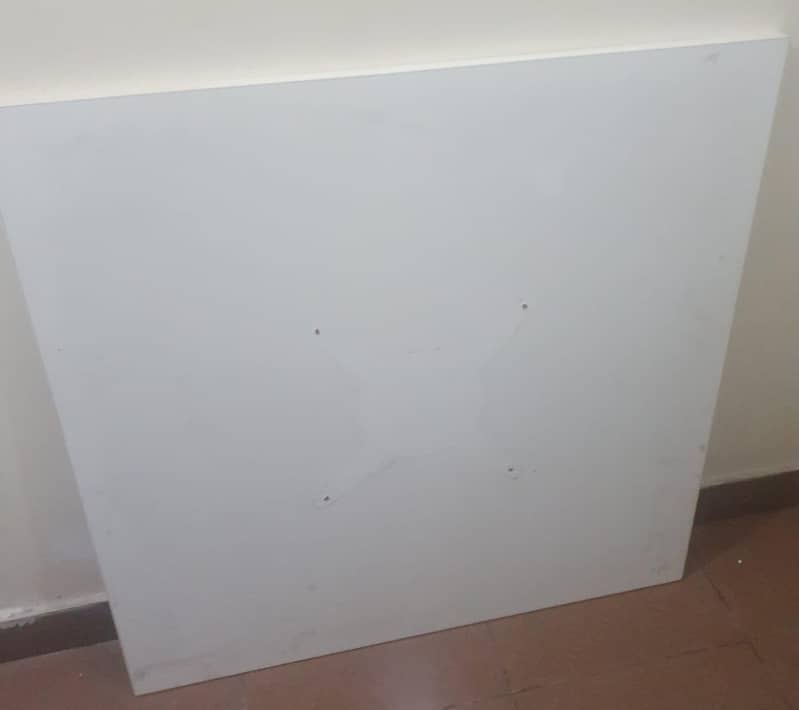 0dining table moveable 3