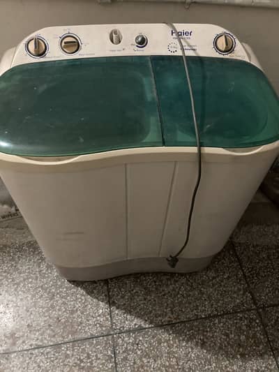 Haier 8Kg Twin Tub Washing Machine HWM80-100