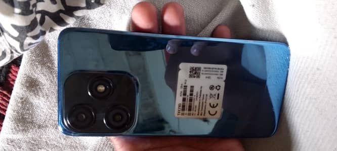 Tecno Spark 10C box charger available