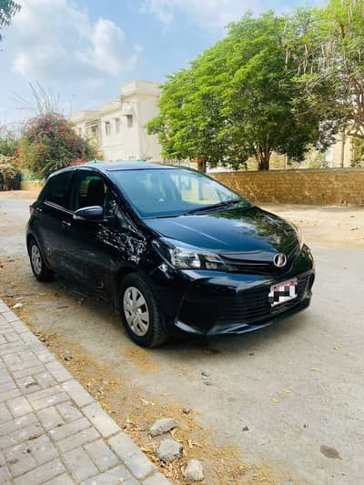 Toyota Vitz 2015