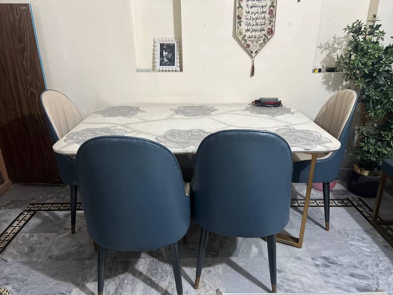 Dining table 3
