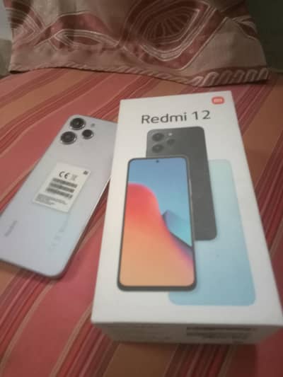 Xiaomi Redmi 12 8/128 gb ( polar silver)