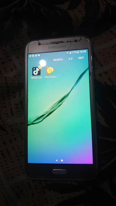 Samsung Mobile J5