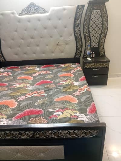 King Bed with Side Tables and without Mattress