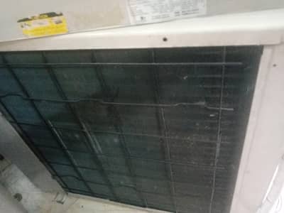 non inverter  1.5 ton heat and cool  Haier Ac