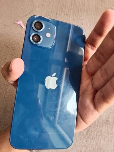 Apple iPhone 12