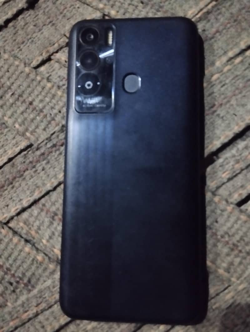 Tecno 3