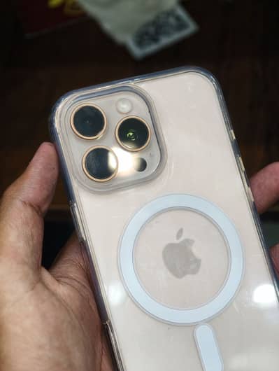 Apple iPhone 16 Pro Max jv