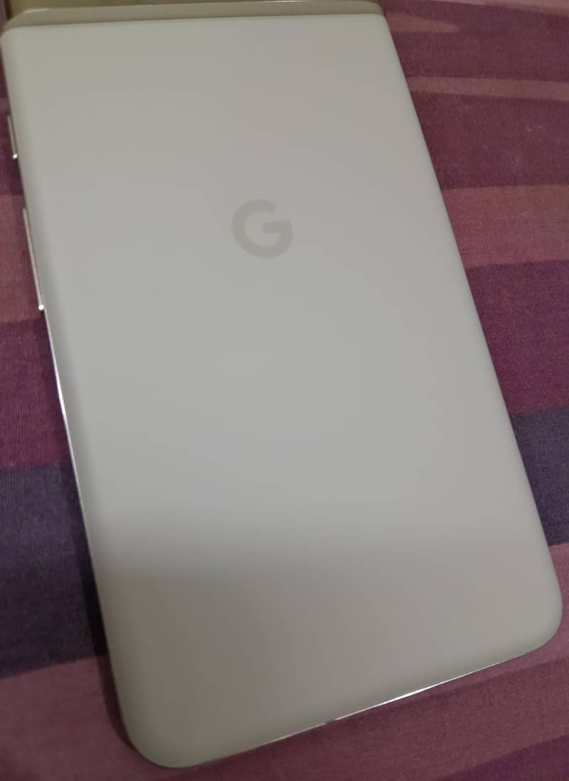 Google Pixel 8 Pro 10