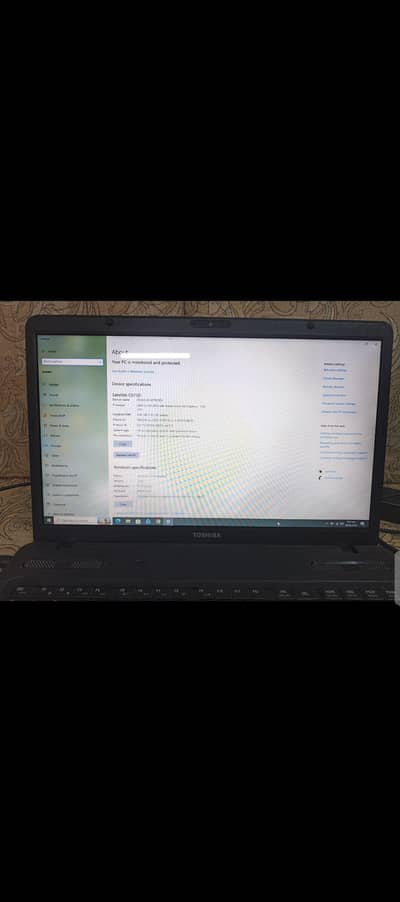 AMD E-300 APU with Radeon(tm) HD Graphics