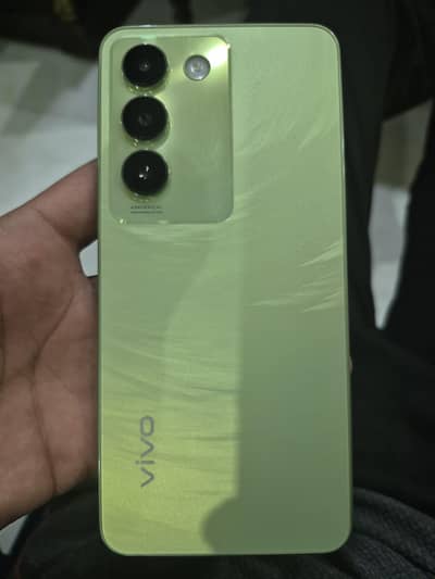 Vivo Y100