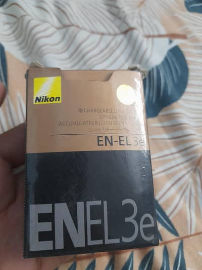 Nikon EN-EL3e Rechargeable Lithium-Ion Battery Box Pacak original