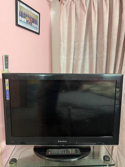 EcoStar 32” LED TV – Excellent Condition