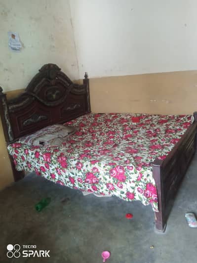 King size bed
