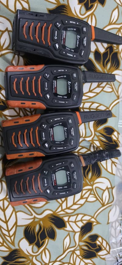 cobra walkie talkie 22 channel