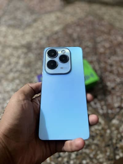 Infinix Hot 40 contact on 03204824485