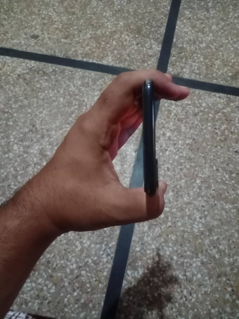 Apple iPhone 7 Plus 1